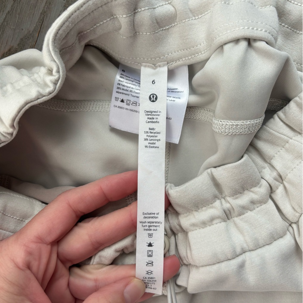 Lululemon Softstreme high rise pants - light ivory | size 6 - Picture 7 of 8